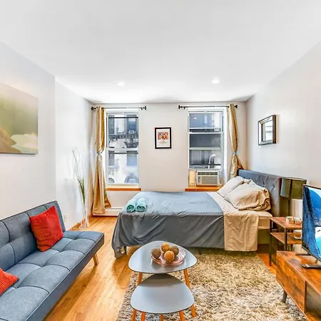 Cozy Nolita 2 Bedroom Apartment